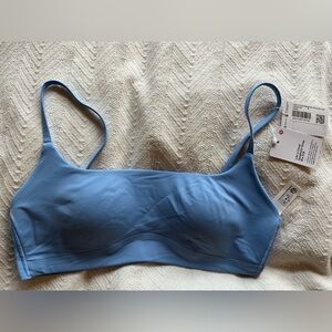 NWT Lulu Lemon Like a Cloud Sports Bra